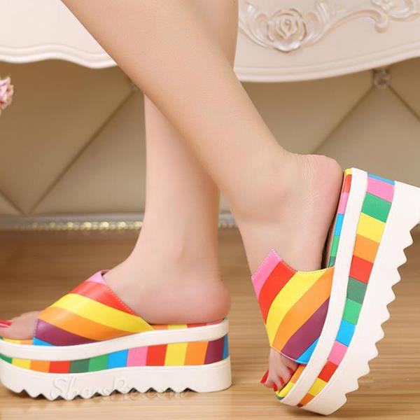 Shoepie Rainbow Pattern Platform Slippers