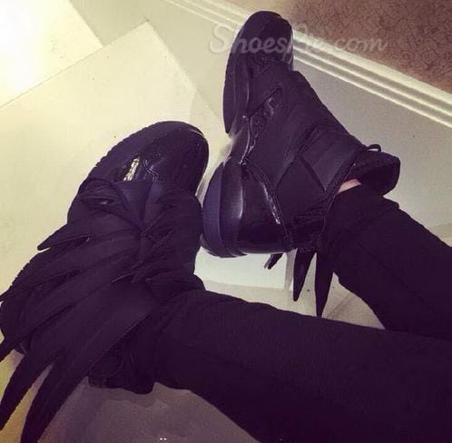 Striking Genuine Leather Black Wing Batman Lovers Sneaker